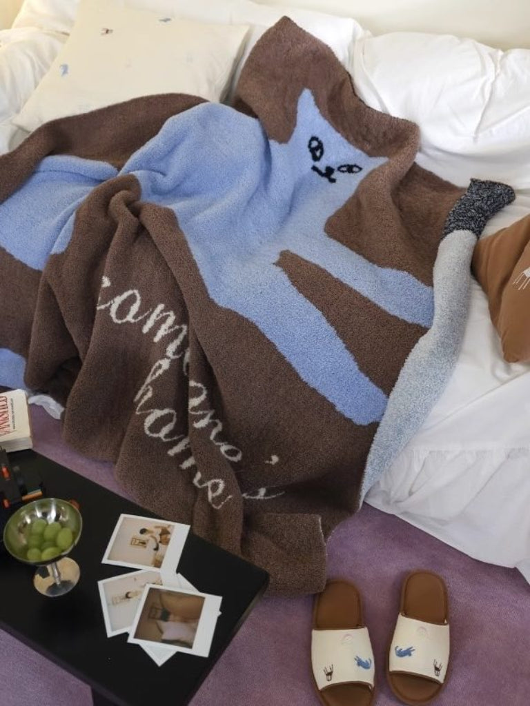 Funky Cat Throw Blanket – Cute Whimsical Earthy-Tone Cozy Throw