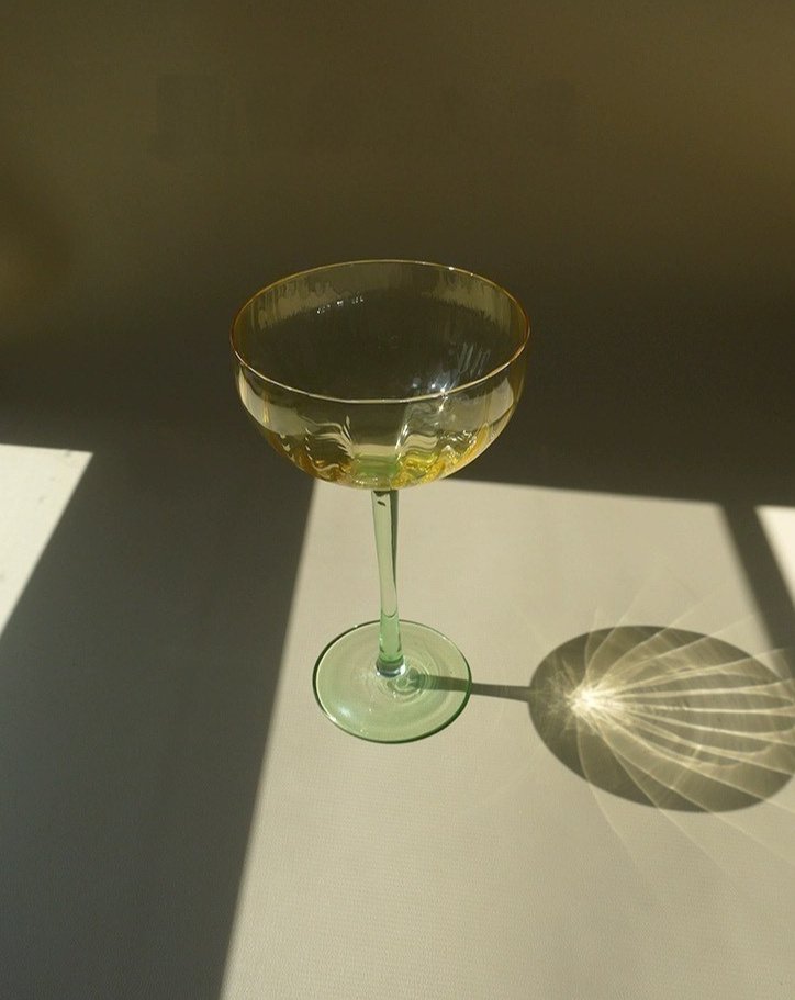 Retro Pastel Cocktail Glasses Coupe Set (4 pcs) – Handblown Vintage-Inspired Party Glassware