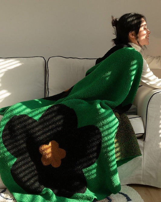 Sunflower Throw Blanket – Ultra Soft Microfiber Cozy Blanket with Vibrant Pattern