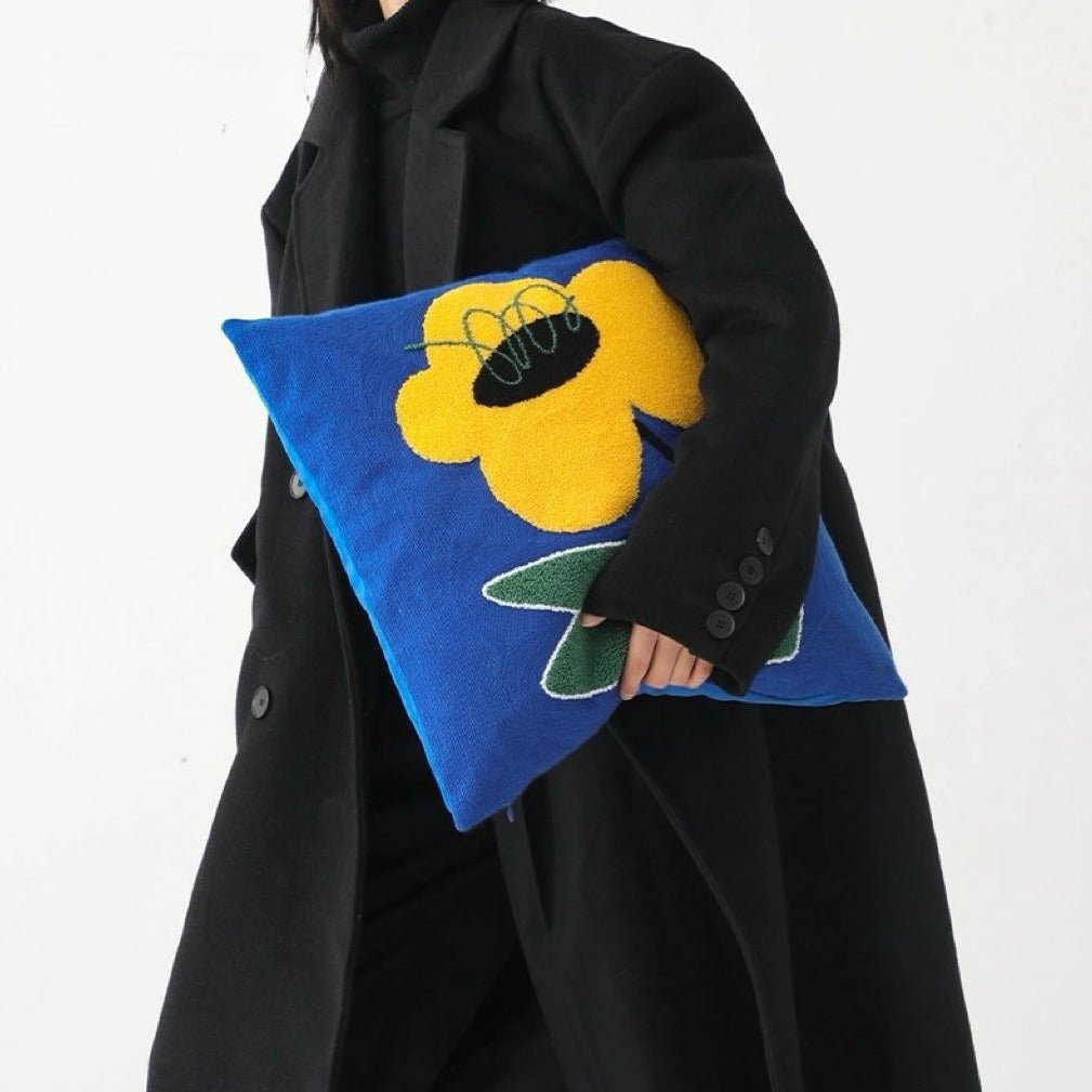 Whimsical Sunflower Throw Pillowcase – Cute Decorative Cushion Cover