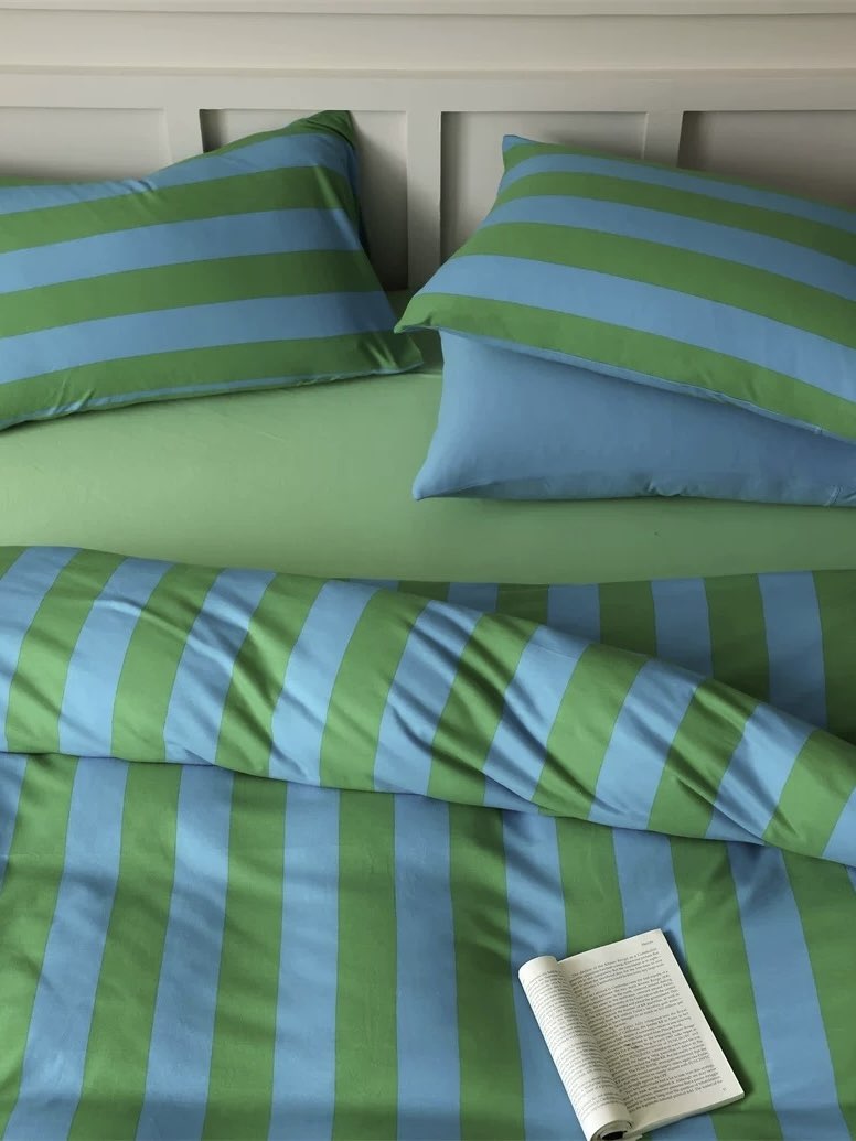 Dopamine Stripe Bedding Set — Queen Size, 3pcs Organic Cotton