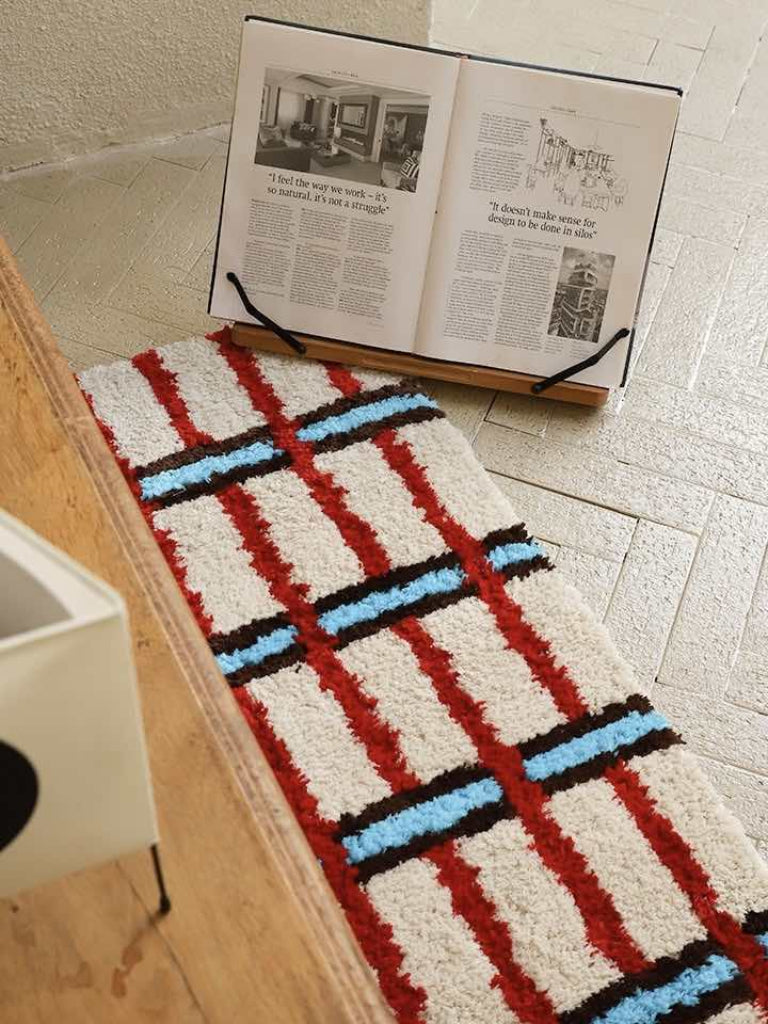 Retro Contrast Checker Runner Rug – Ultra Soft Tufted Bedside Carpet