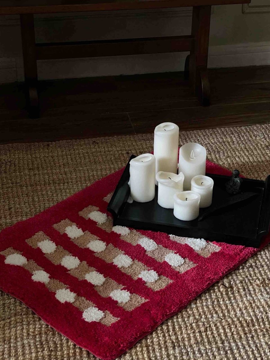 Retro Dotted Bath Rug – Ultra Soft, Absorbent & Anti-Slip