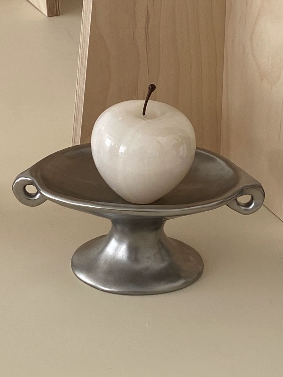 Retro Silver Footed Tray – Handmade Decorative Ceramic Fruit & Accessory Holder