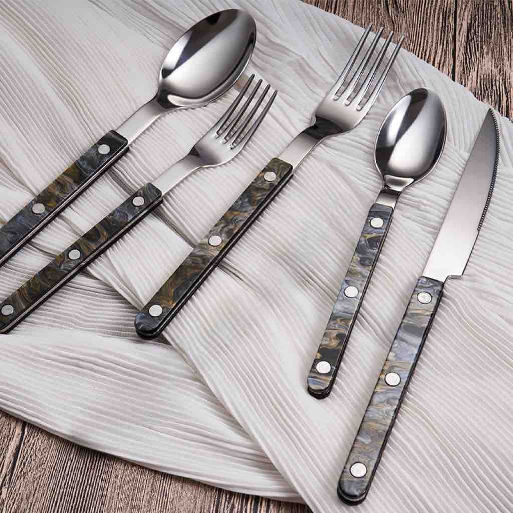 Set of 10 Modern French Flatware – Bistrot Style Cutlery