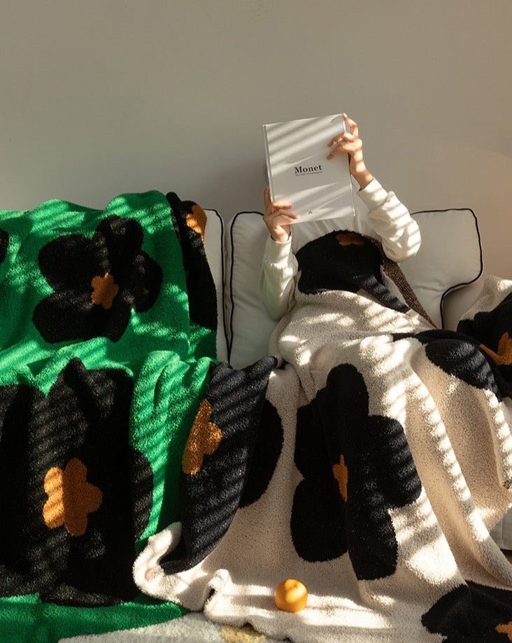 Sunflower Throw Blanket – Ultra Soft Microfiber Cozy Blanket with Vibrant Pattern